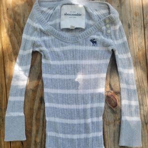 White and Grey Striped Abercrombie Sweater